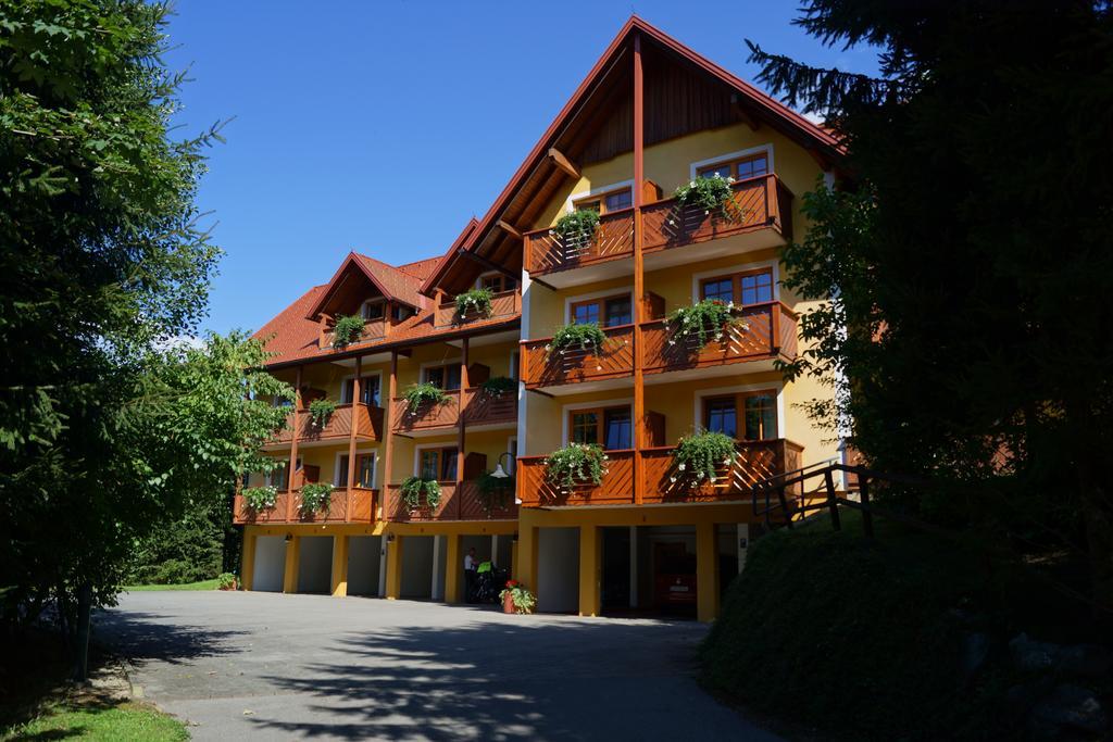 Gasthof Hotel Schmied Arnfels Buitenkant foto