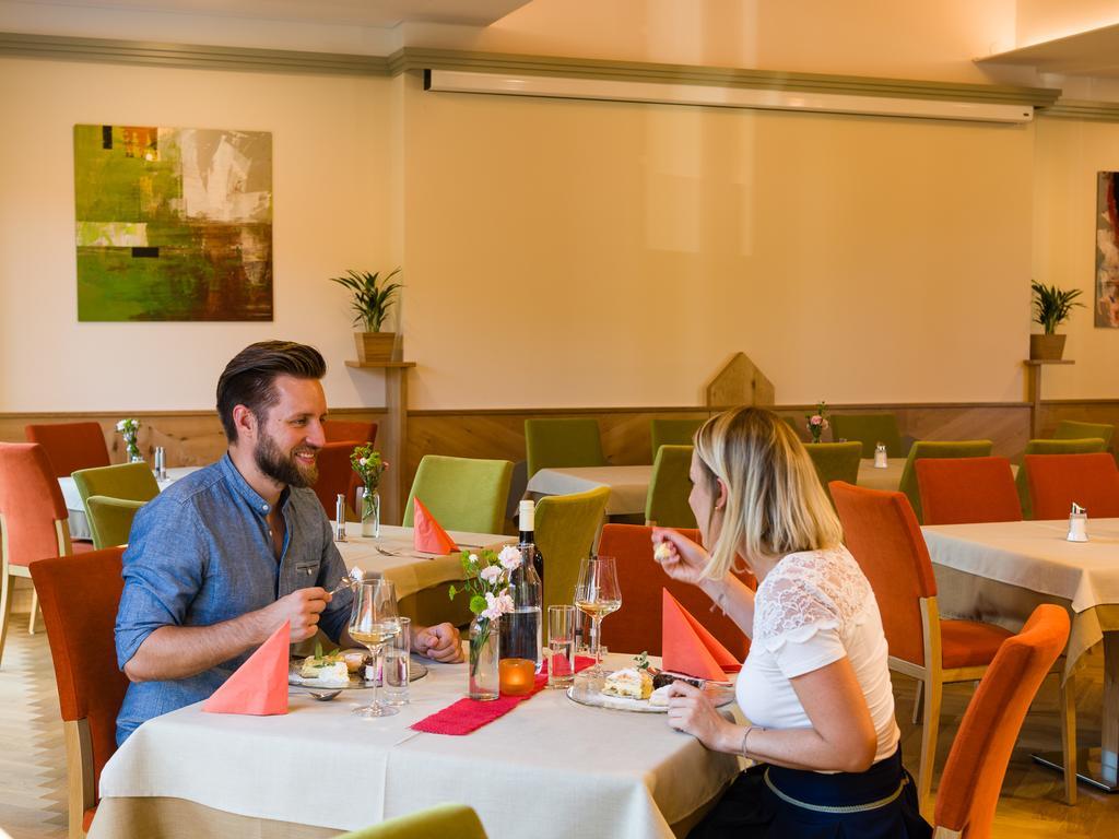 Gasthof Hotel Schmied Arnfels Buitenkant foto