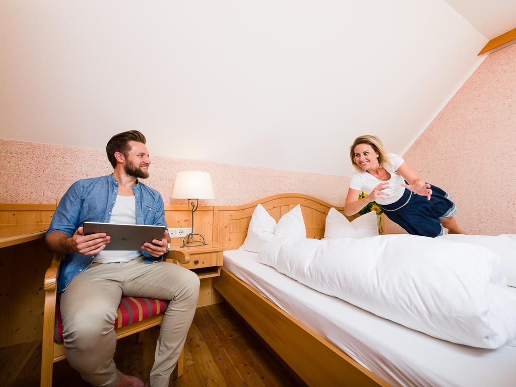Gasthof Hotel Schmied Arnfels Buitenkant foto
