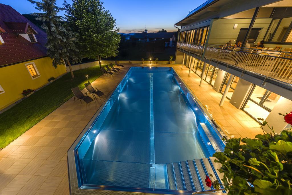 Gasthof Hotel Schmied Arnfels Buitenkant foto